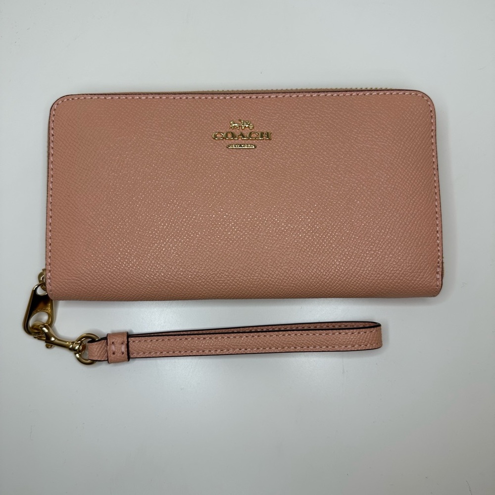Coach Shell Pink Clutch/Wristlet - Picture 2 of 6